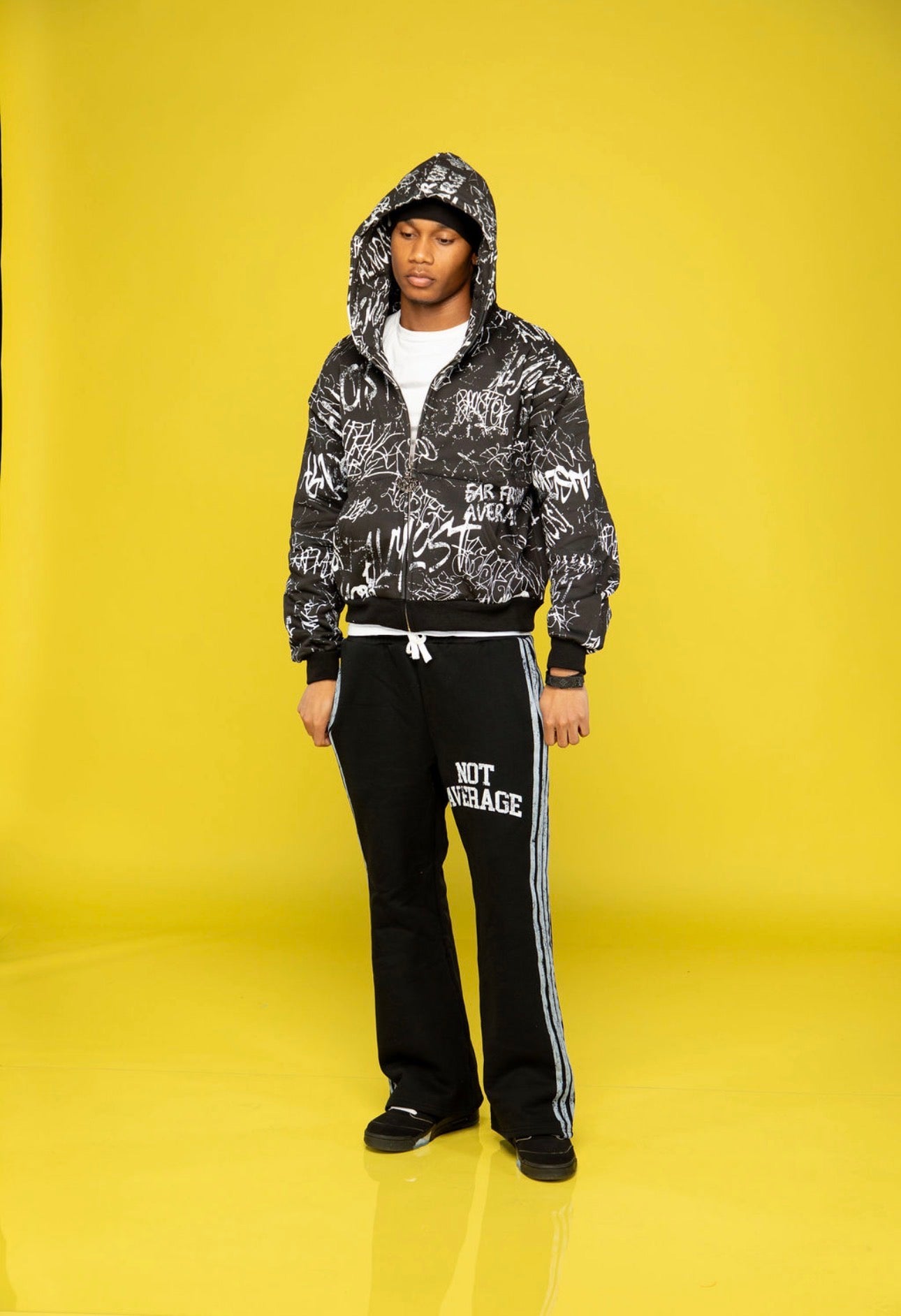 BLACK NOT AVERAGE SET