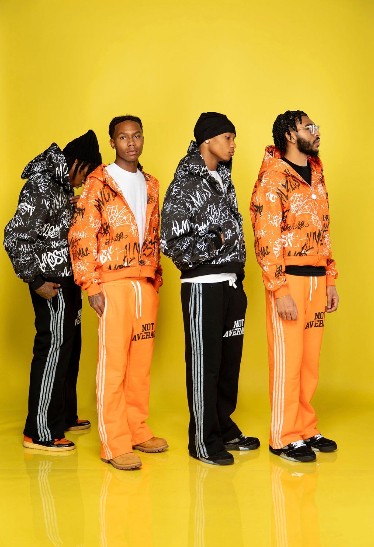 BLACK & ORANGE NOT AVERAGE SET