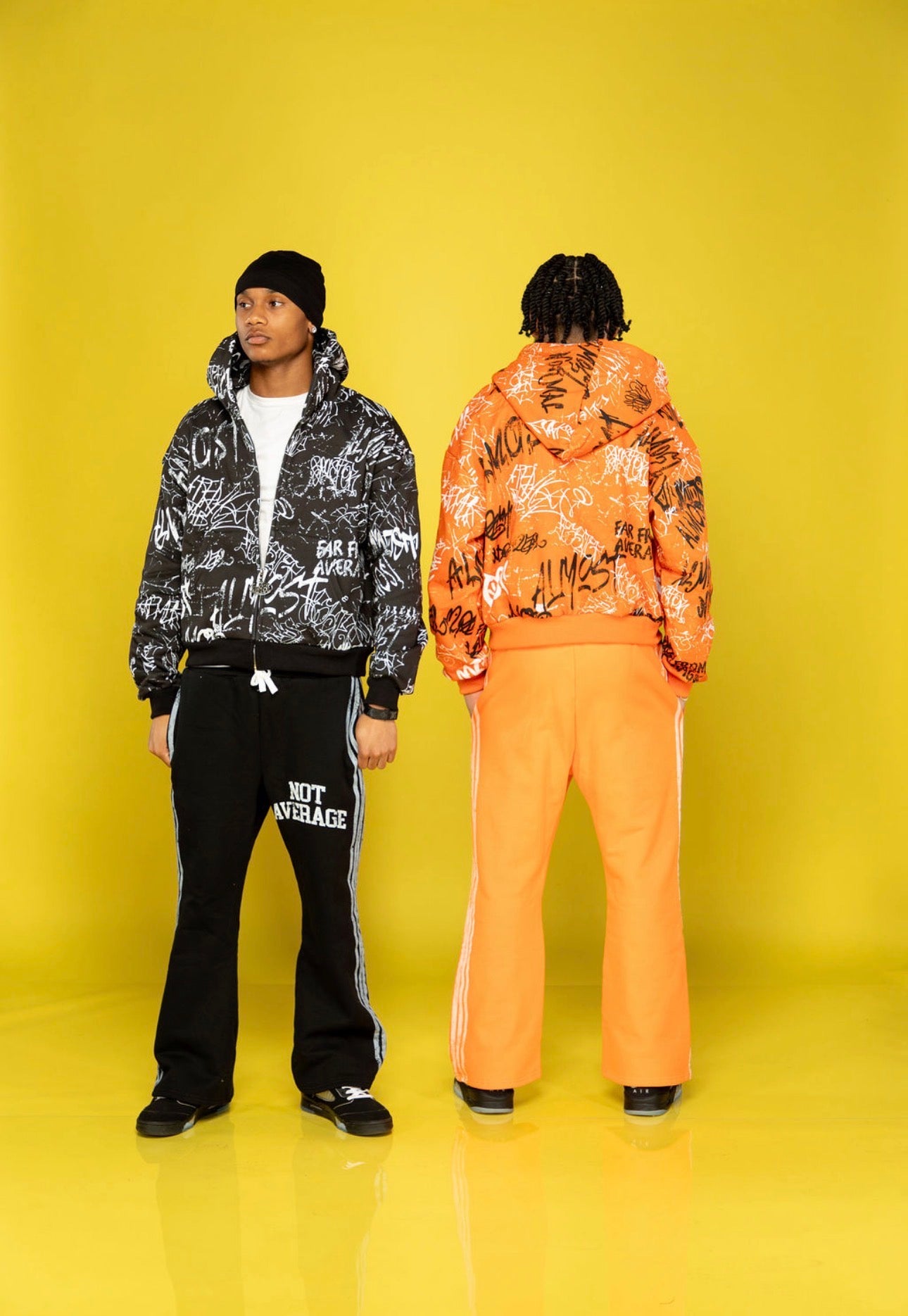 BLACK & ORANGE NOT AVERAGE SET